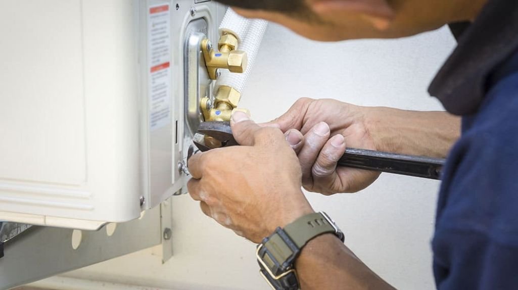 When Is the Best Time to Schedule Residential HVAC Servicing?